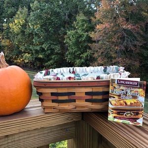Longaberger Baker’s Bounty Basket